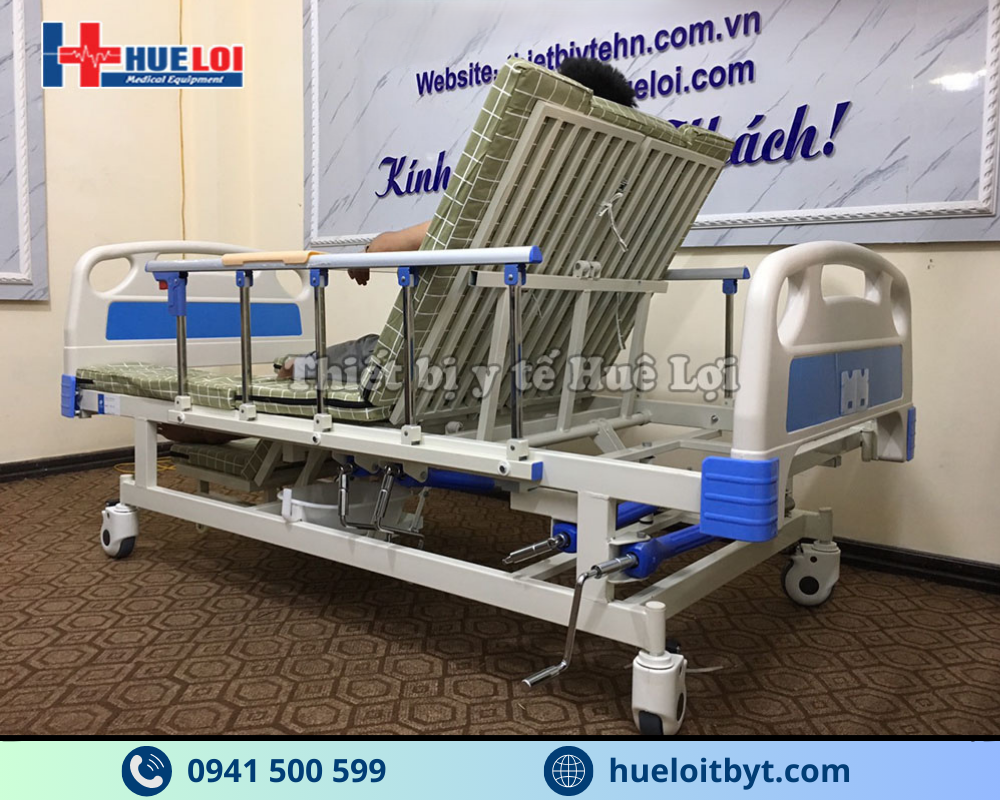 GIƯỜNG Y TẾ 4 TAY QUAY HẠ CHÂN NHỎ A0I-II