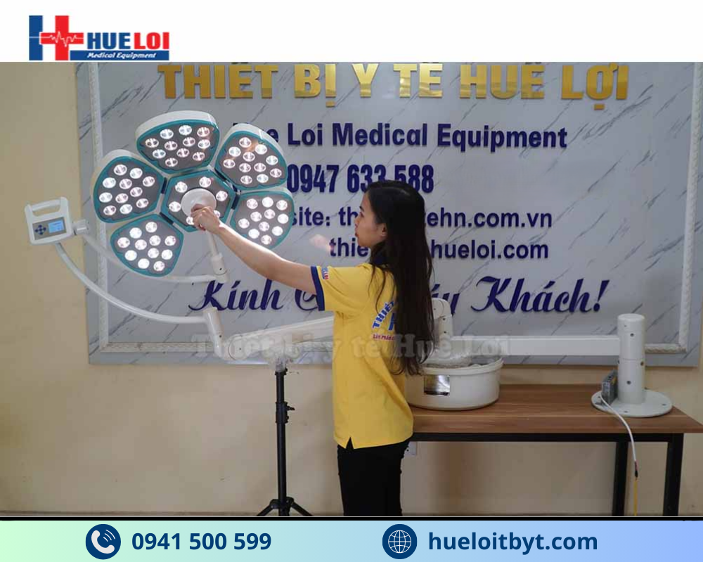 ĐÈN PHẪU THUẬT 5 CÁNH TREO TRẦN GIÁ RẺ