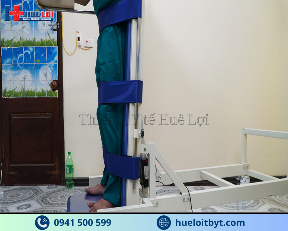 GIƯỜNG TẬP ĐỨNG BẰNG ĐIỆN CHO NGƯỜI BỆNH