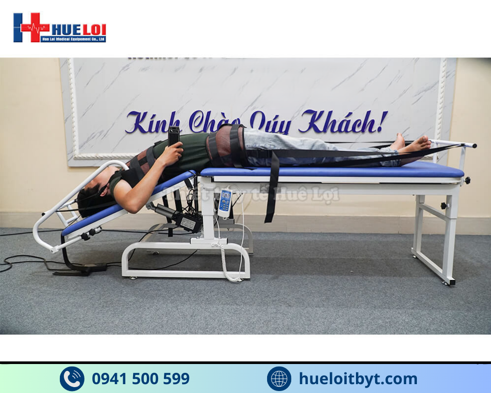 Nâng hạ đầu của giường kéo giãn cột sống lưng và cổ