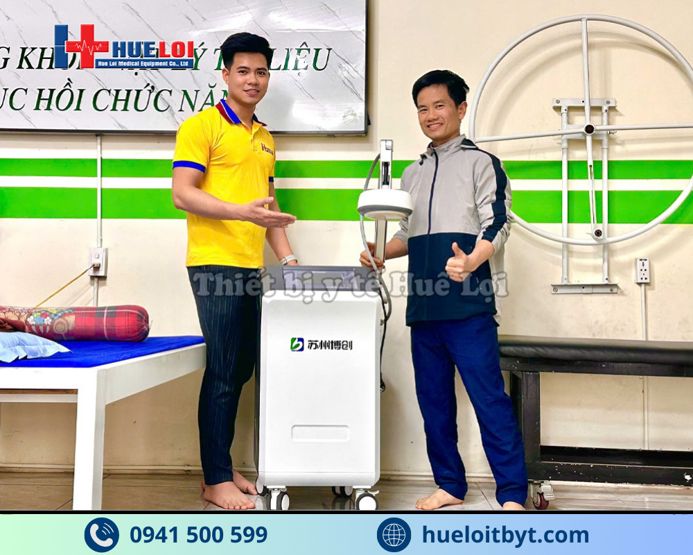 Hình ảnh thực tế Huê Lợi bàn giao máy vi sóng 1 đầu phát