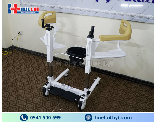 XE LĂN NÂNG HẠ BẰNG TAY QUAY ĐA NĂNG