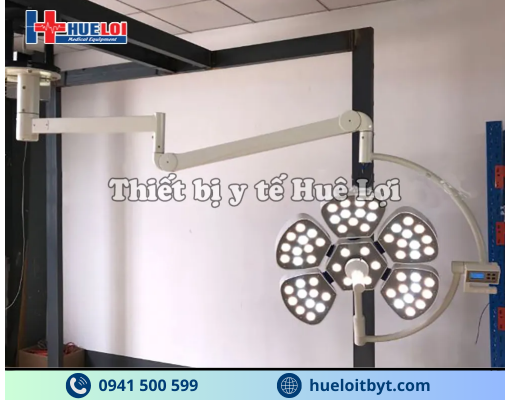 ĐÈN PHẪU THUẬT 5 CÁNH TREO TRẦN GIÁ RẺ