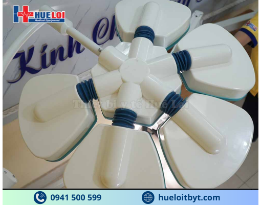 ĐÈN PHẪU THUẬT 5 CÁNH TREO TRẦN GIÁ RẺ